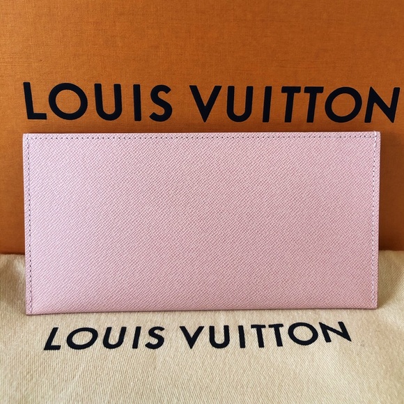‼️SOLD‼️ Louis Vuitton Pink Wallet Card Holder - Picture 2 of 4